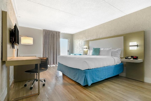 Inn on Destin Harbor, Ascend Hotel Collection image 7