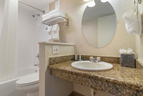 Inn on Destin Harbor, Ascend Hotel Collection image 12